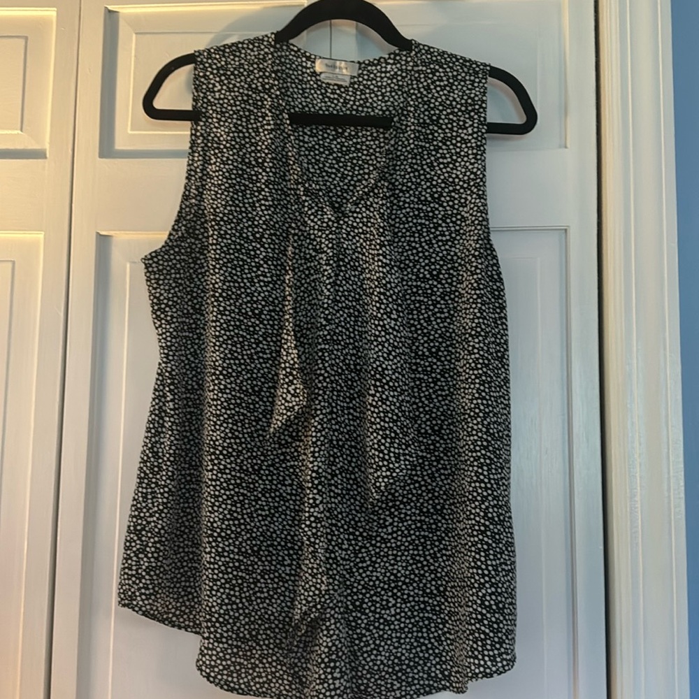 Beautiful black and white Van heusen blouse
